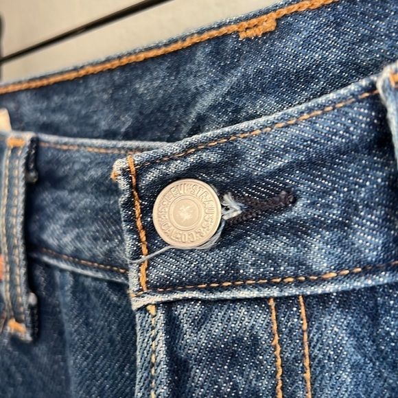 LEVIs 501 Women’s Distressed Original Jeans Size 28 - Picture 6 of 13